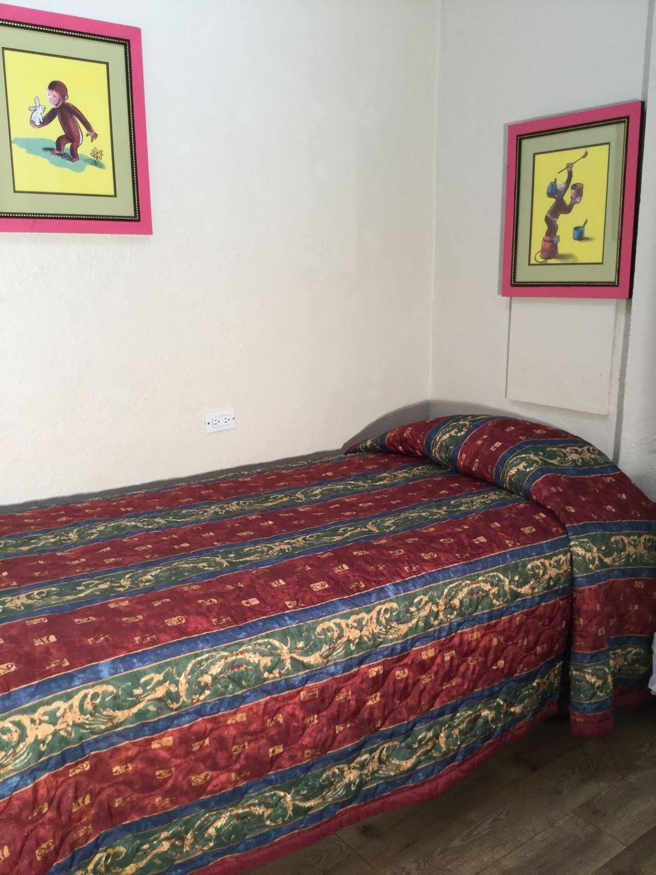 Diamond View Motel Сузанвилл Экстерьер фото