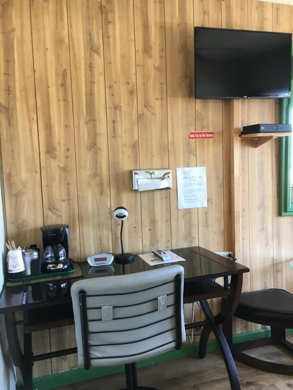 Diamond View Motel Сузанвилл Экстерьер фото