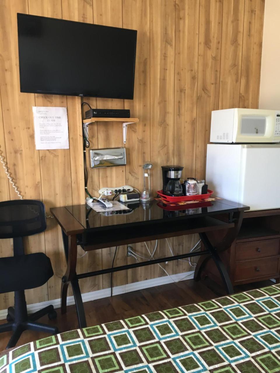 Diamond View Motel Сузанвилл Экстерьер фото